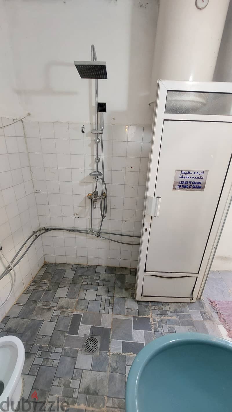 Room for rent behind kfc al hoora 7