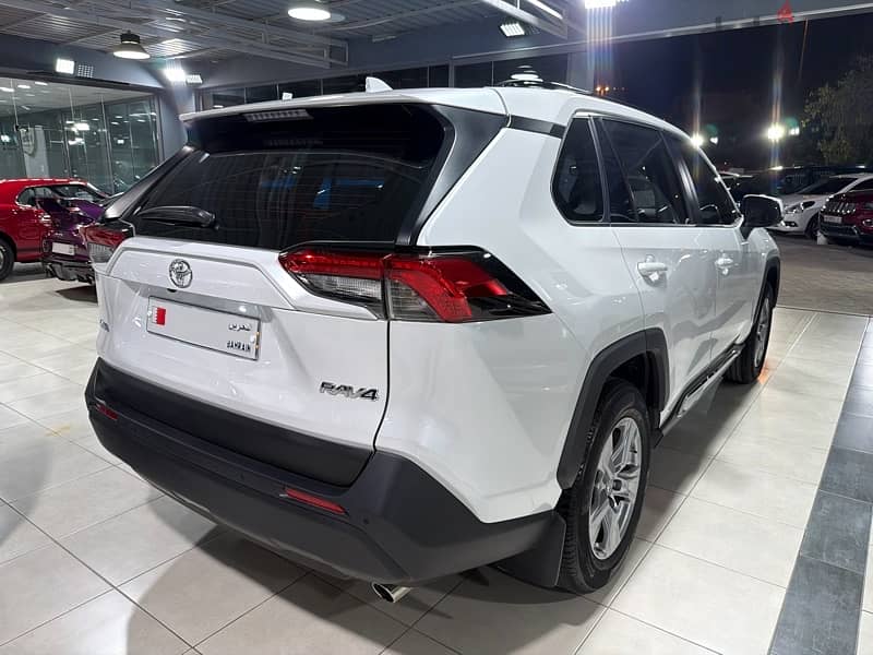 2024 Toyota Rav4 3