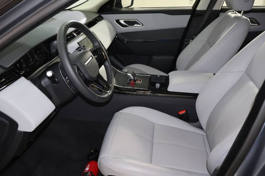 Land Rover Range Rover Velar 2025 Velar 2.0 Dynamic SE 250PS 6