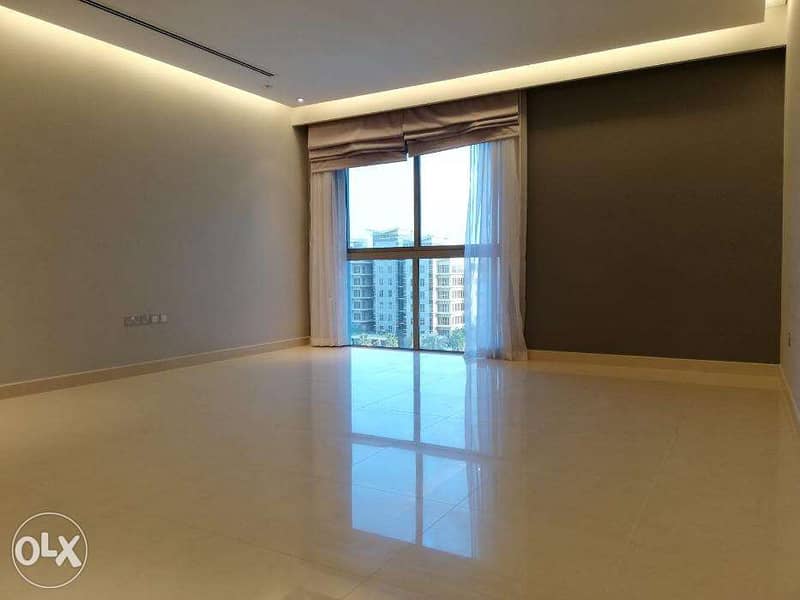 Spacious & Beautiful 2 BHK Apartment - Porta Reef 1