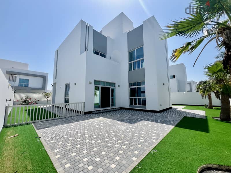 4BR Villa | Hamala | Private Backyard | Near BSB 1