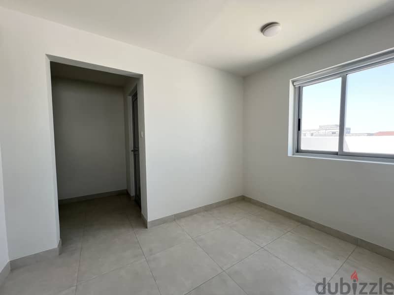 4BR Villa | Hamala | Private Backyard | Near BSB 15