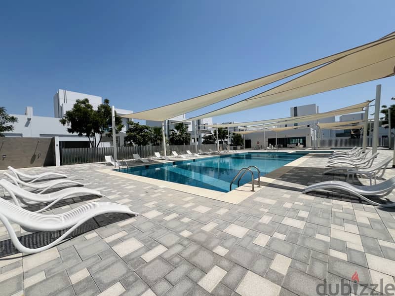 4BR Villa | Hamala | Private Backyard | Near BSB 17