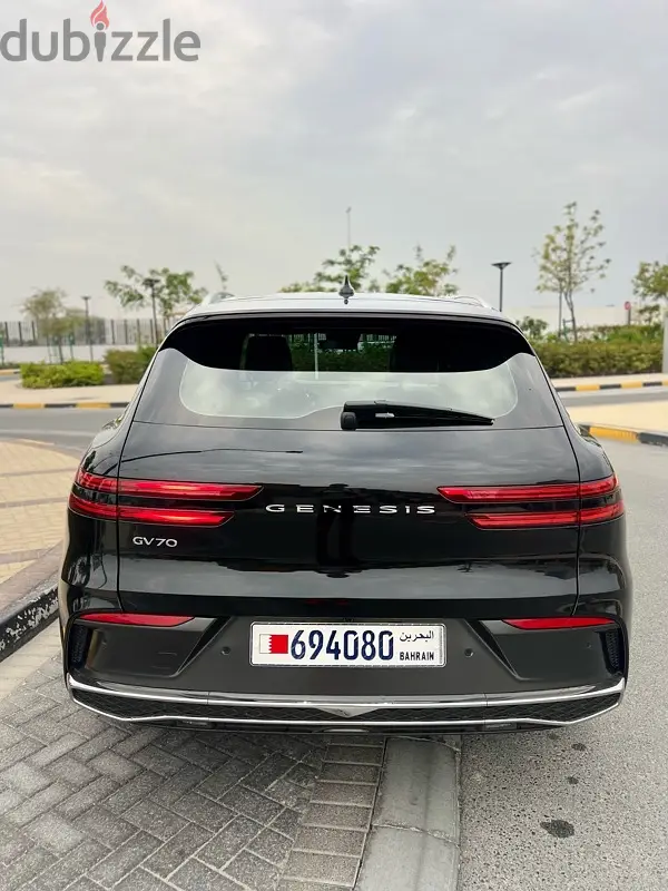 Genesis GV 70 2025