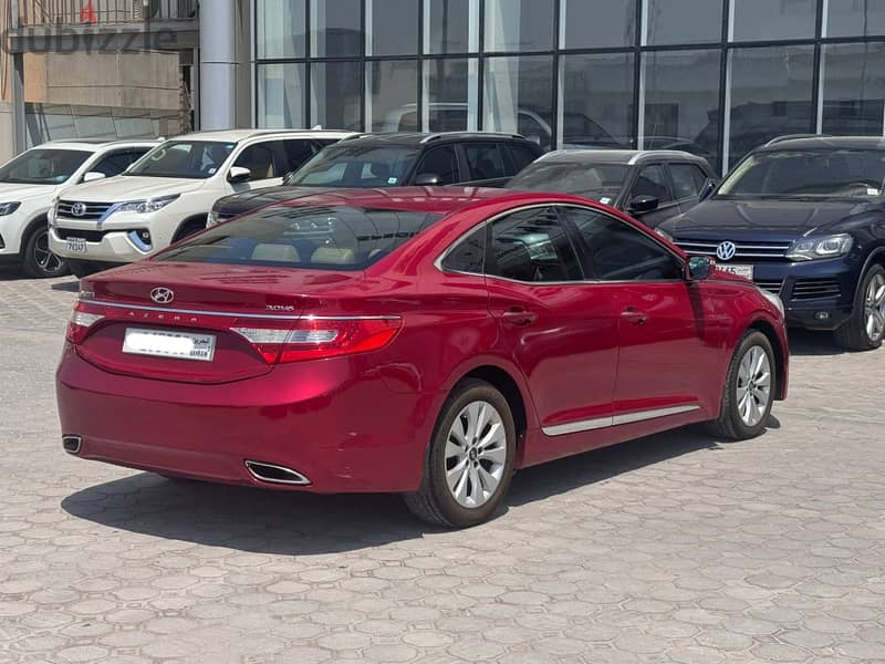 Hyundai Azera 2012 Red 6