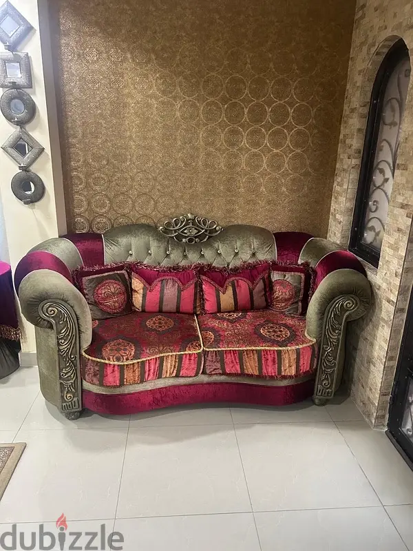 Sofa Set For Sale like new - طقم كنب للبيع بحالة ممتازة