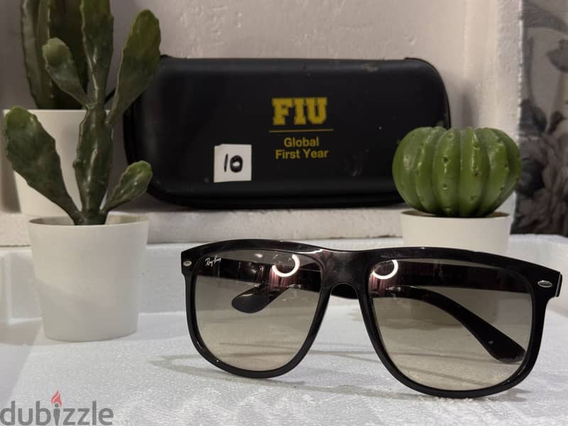 نظارة ريبان أصلية (مستعملة) | Original Ray-Ban Sunglasses (Used) فرصة 8
