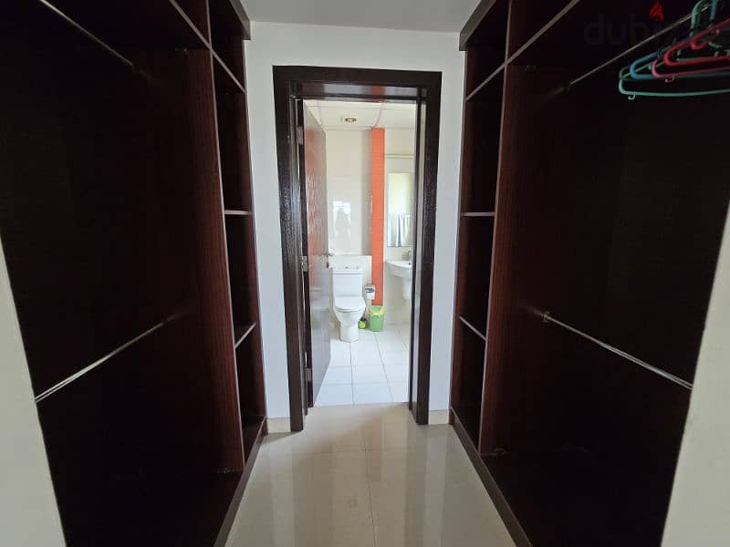 Amazing City view +partial sea view with 2 balcony 4