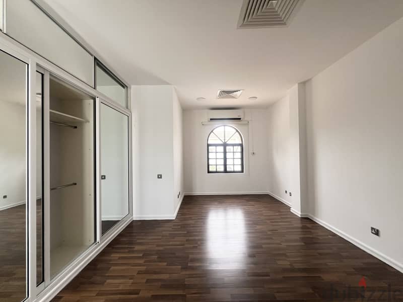 3BR Villa | Janabiya | Maid's Room | Easy Highway Access 4