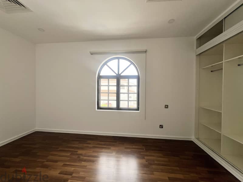3BR Villa | Janabiya | Maid's Room | Easy Highway Access 6