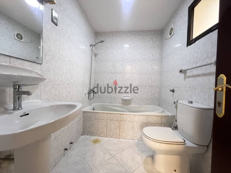 3BR Villa | Janabiya | Maid's Room | Easy Highway Access 8