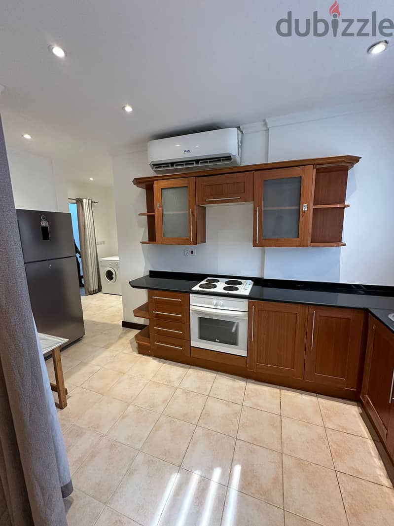 Fully furnished flat for rent in Busaiteen 1