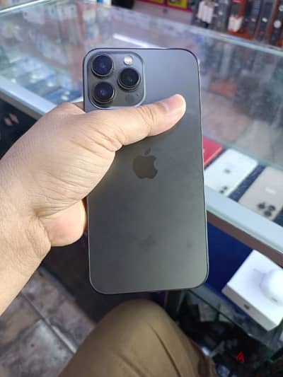 iPhone 13pro max. Battery 85% health.