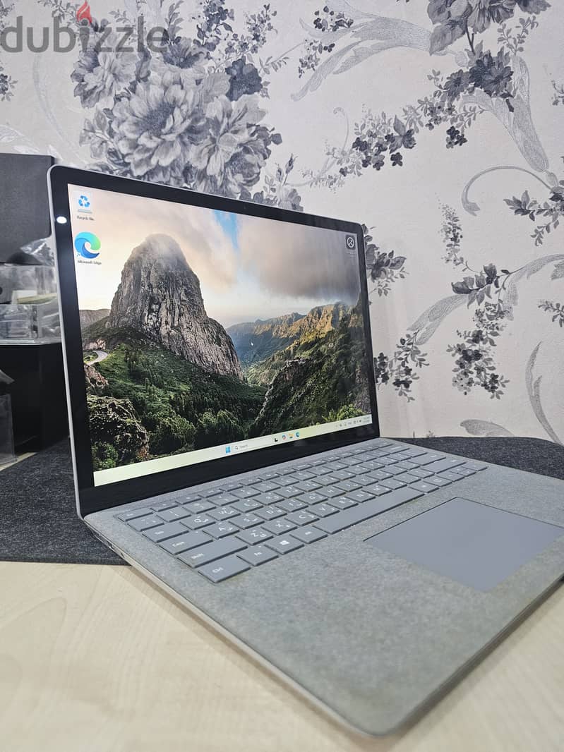 Microsoft Surface Laptop 2 – Premium Performance for Just 100 BHD! 3