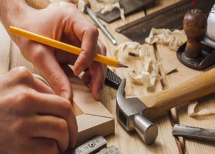 Building maintenance carpainter work services available