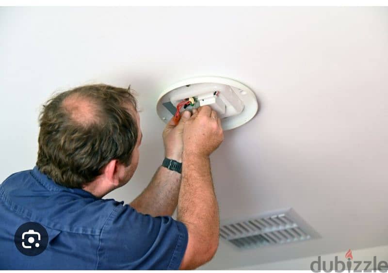 Building maintenance carpainter work services available 10