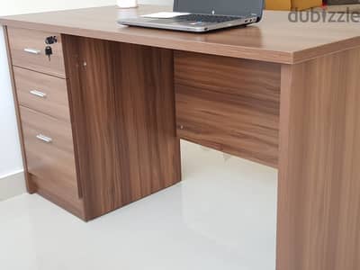*Wooden Desk in Excellent Condition for Sale*