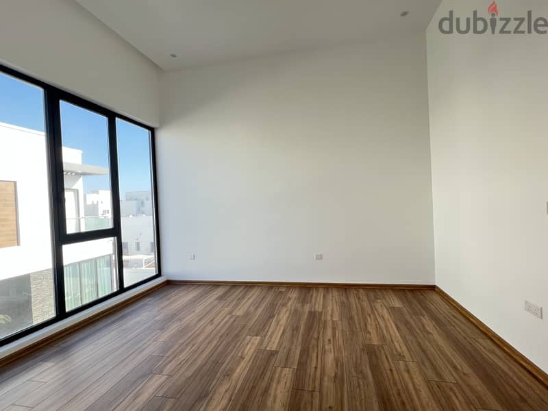 4BR Villa | Saar | Garden & Pool | Modern 7