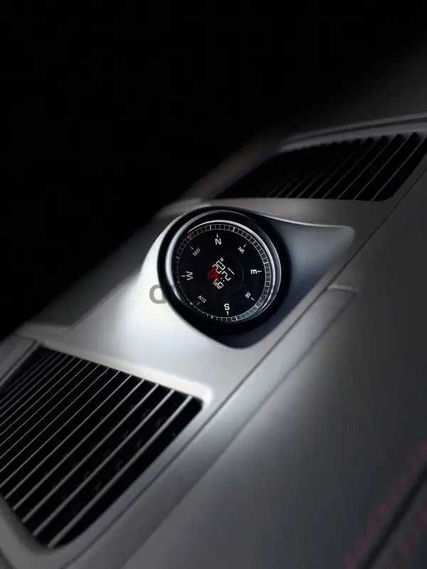 Porsche Cayenne 20194442409433943449615