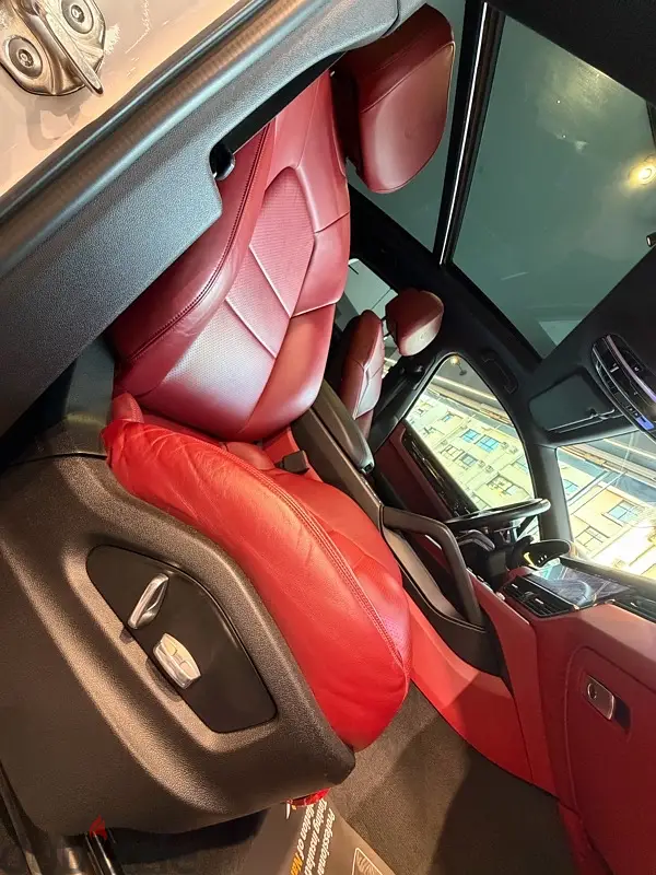 Porsche Cayenne 20194442409433943449619