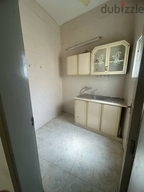 2 bed room flat for rent 5