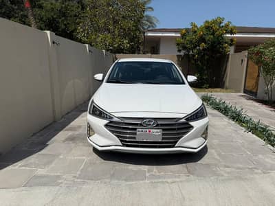 Hyundai Elantra 2019 2.0L | Low Mileage | Clean & Economical