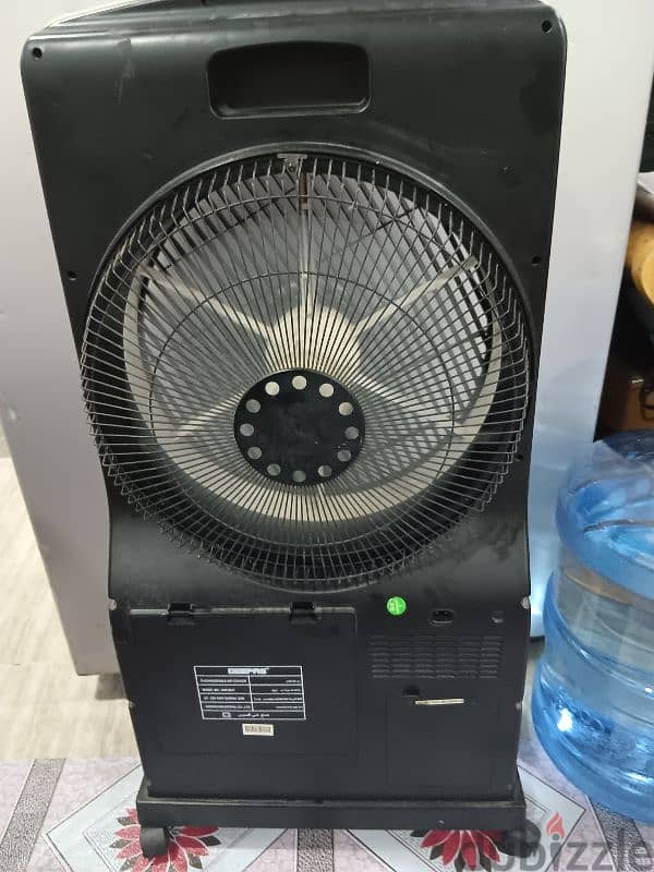 universal stand fan 4