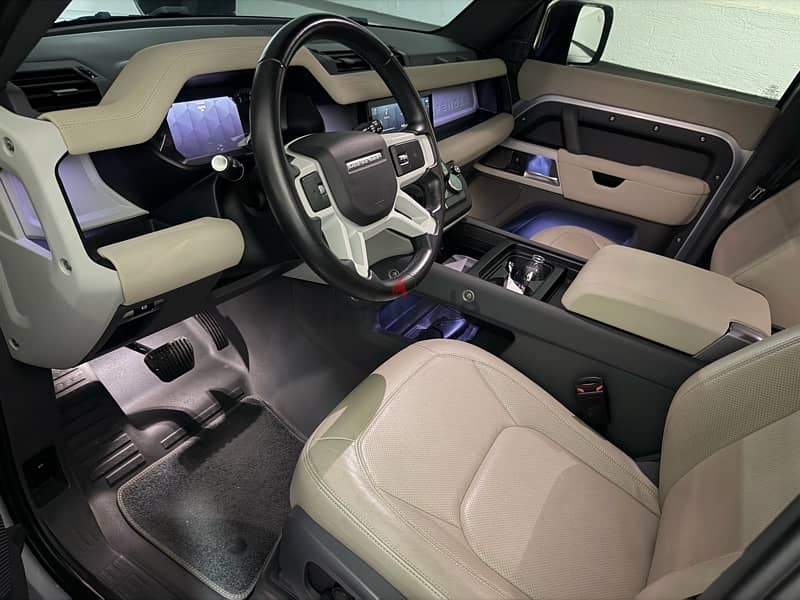 2023 Land Rover Defender P300SE 6