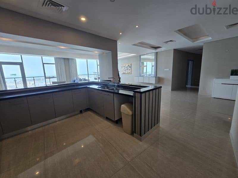 Luxury 3+1maidroom Huge balcony full facilities 7
