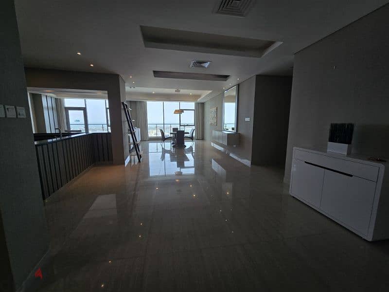 Luxury 3+1maidroom Huge balcony full facilities 12
