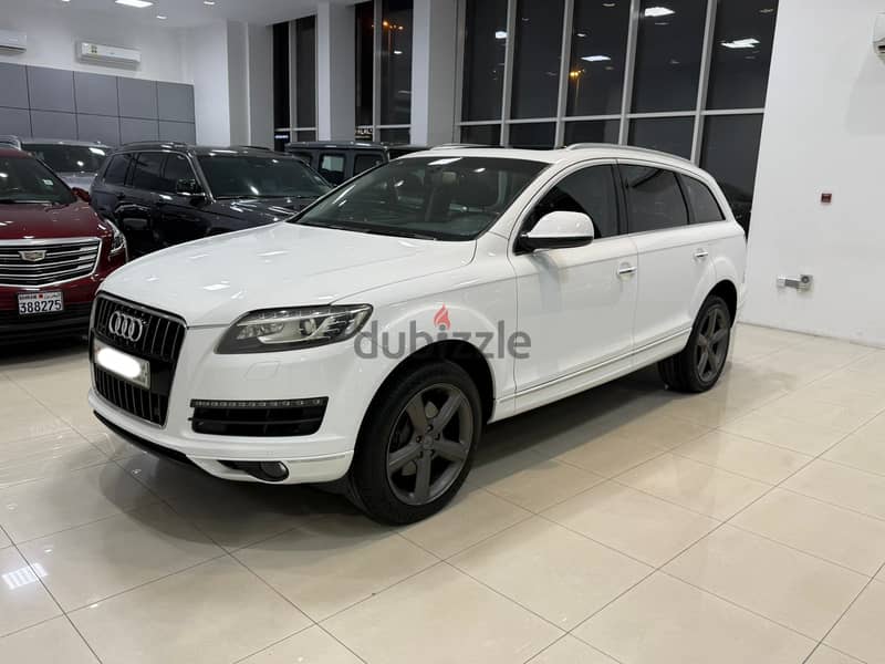 Audi Q7 2012 1