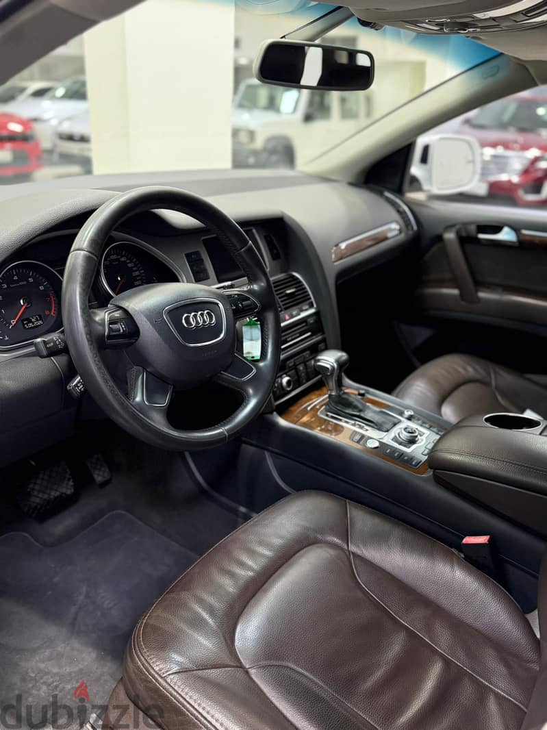 Audi Q7 2012 4