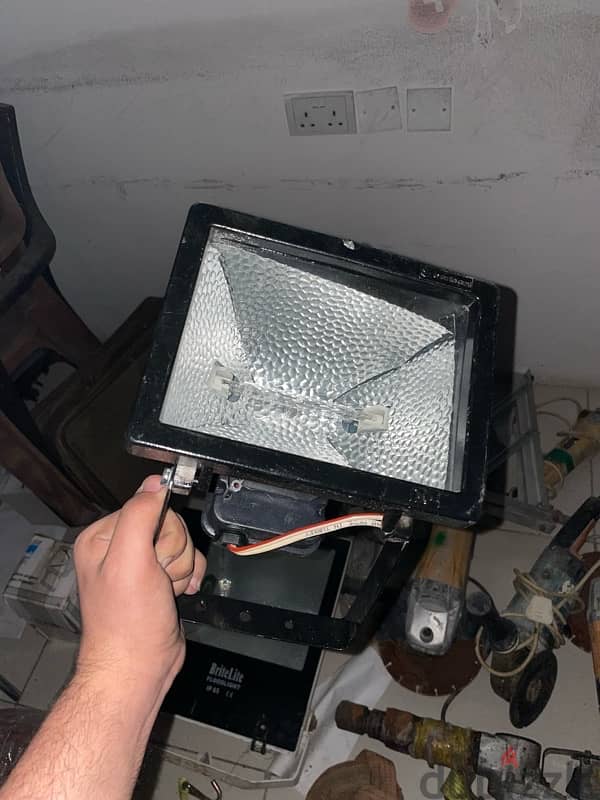 led light  for sale only 2 bd for 1 piece 4