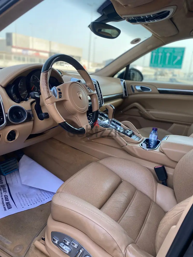 Porsche Cayenne 2011449543975585064964