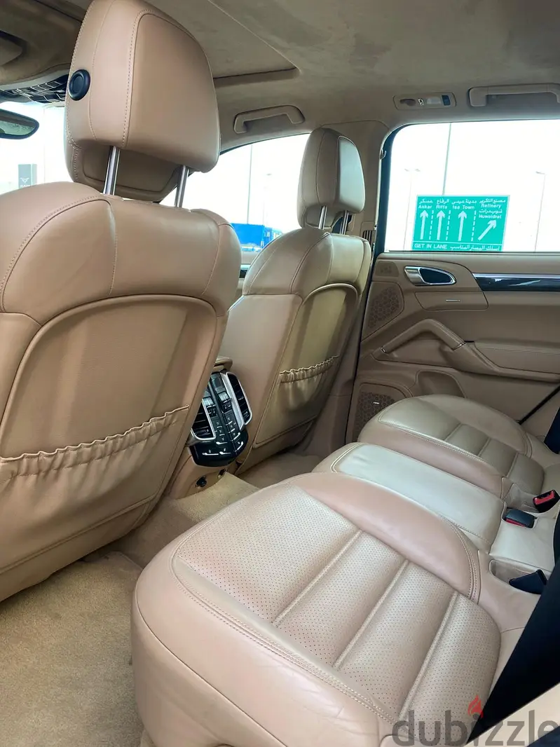 Porsche Cayenne 2011449543975585064965