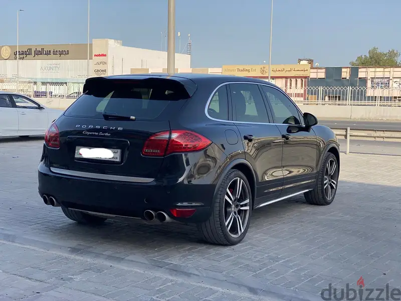 Porsche Cayenne 2011449543975585064967