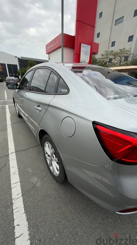 New MG 5 2024 mid option 1