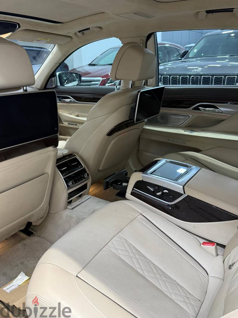 BMW 7-Series 2016 5