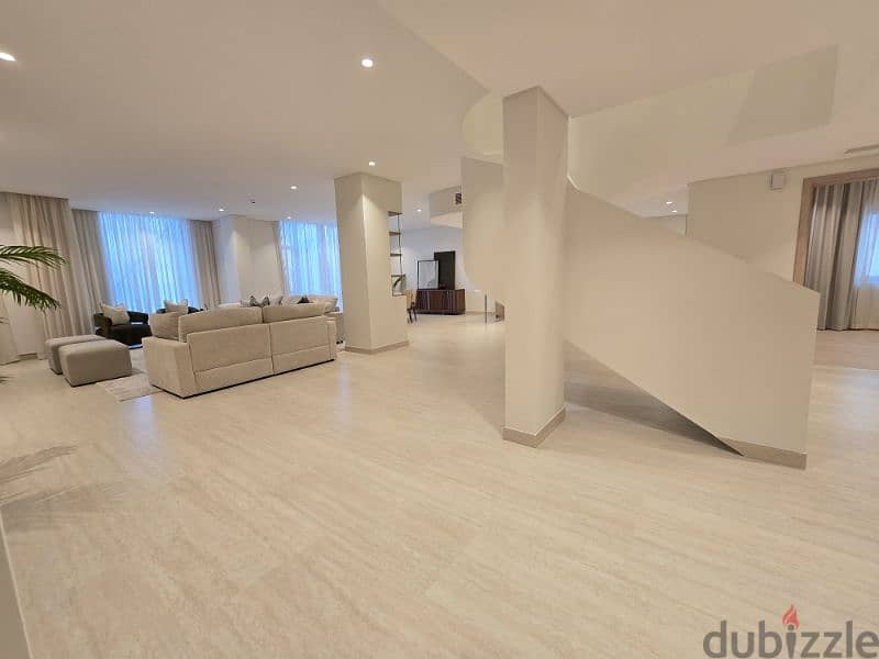 Amazing and super luxuriousDoublex , perfect finishing Doublex 17