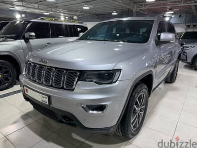 2020 Jeep Grand Cherokee Laredo