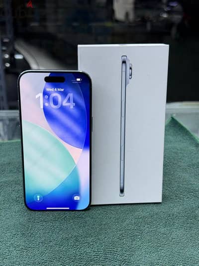 iPhone 17 air 256 GB internal memory battery 100 1 year warranty cash