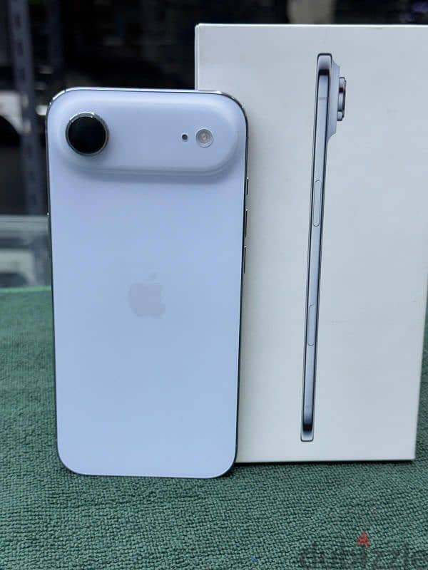iPhone 17 air 256 GB internal memory battery 100 1 year warranty cash 2