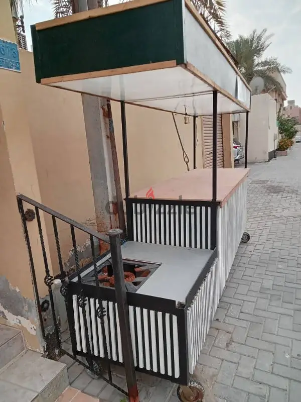 كشك عربة يدوية