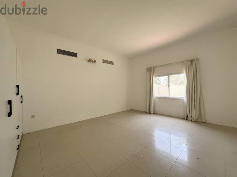 4BR Villa | Al Jasra | Large Garden | Close to Causeway 8