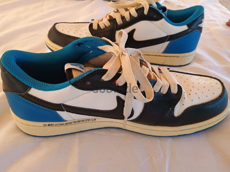 Jordan 1 Retro Low OG SP Fragment x Travis Code: DM7866-140 like new 9