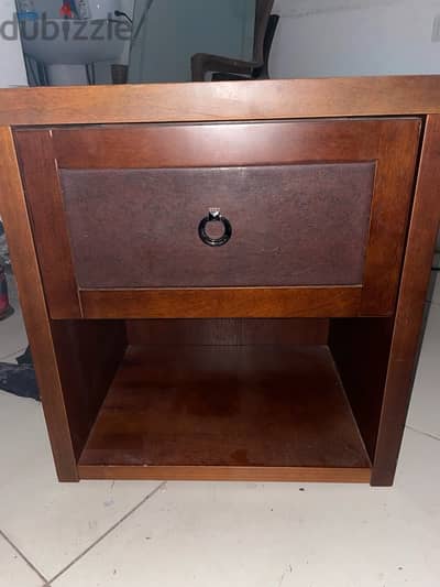Set of 2 Modern Nightstands for Sale