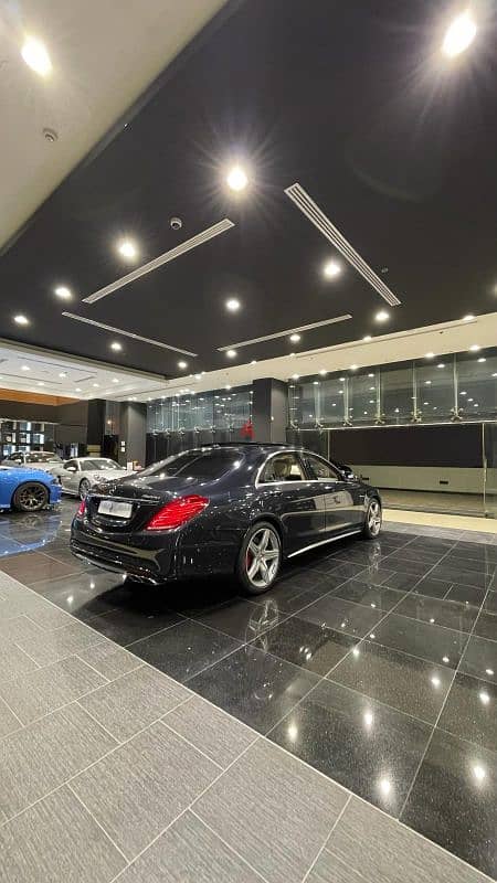 Mercedes-Benz S63 AMG Model  2014 4