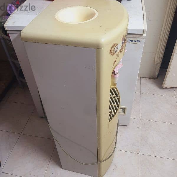 Call (36216143) Water Dispenser in perfect working condition 8BD 1