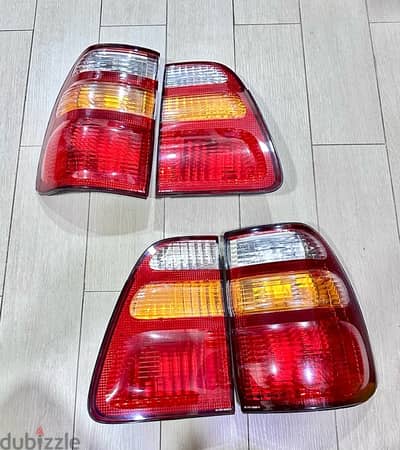 land cruiser 98-07 Rear lights (35bd each set)