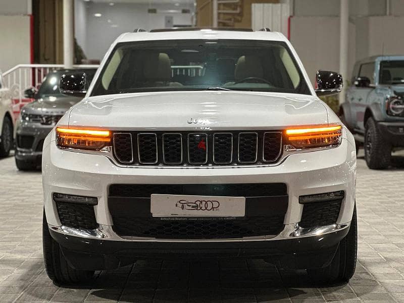 Jeep Grand Cherokee Limited V6 8
